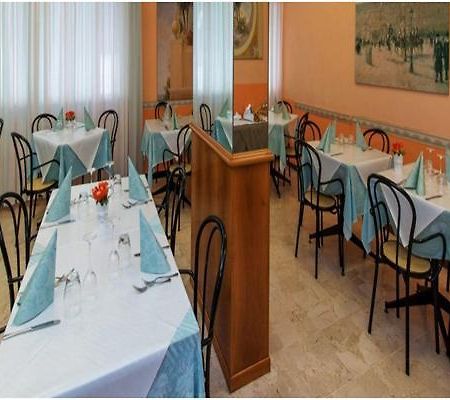 Hotel Villa Nicole Pietra Ligure Exterior photo